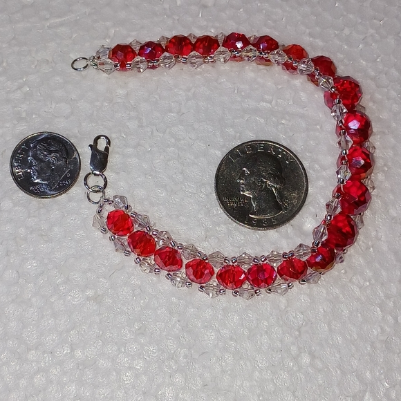 New, 8" Bracelet of red & clear glass crystals and silver clasp - Picture 2 of 5